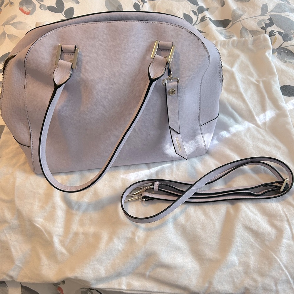 Danier purse